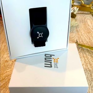 Orange Theory armband heart monitor brand new